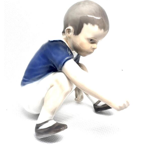 VINTAGE B & G BING AND GRONDAHL DICKIE BOY PORCELAIN FIGURINE NO. 412 VI DENMARK - Picture 9 of 9